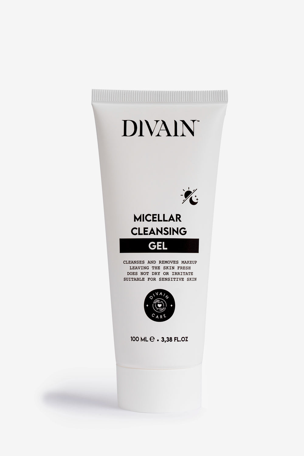 Bottle of micellar cleansing gel 100 millilitres divain care